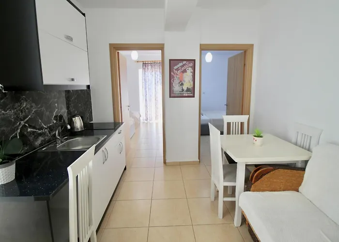 Apartment Ar By Sarande